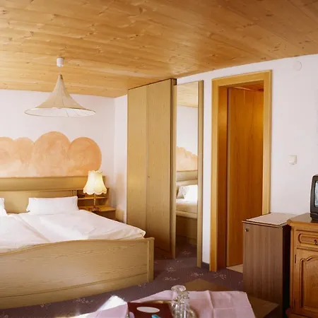 Gisela Hotel
